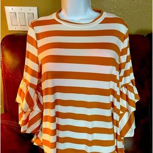 Womens pullover shirt size large